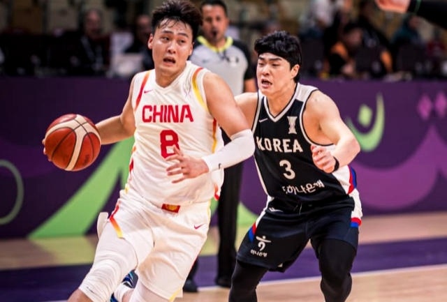 中国队则是, 线勾手很关