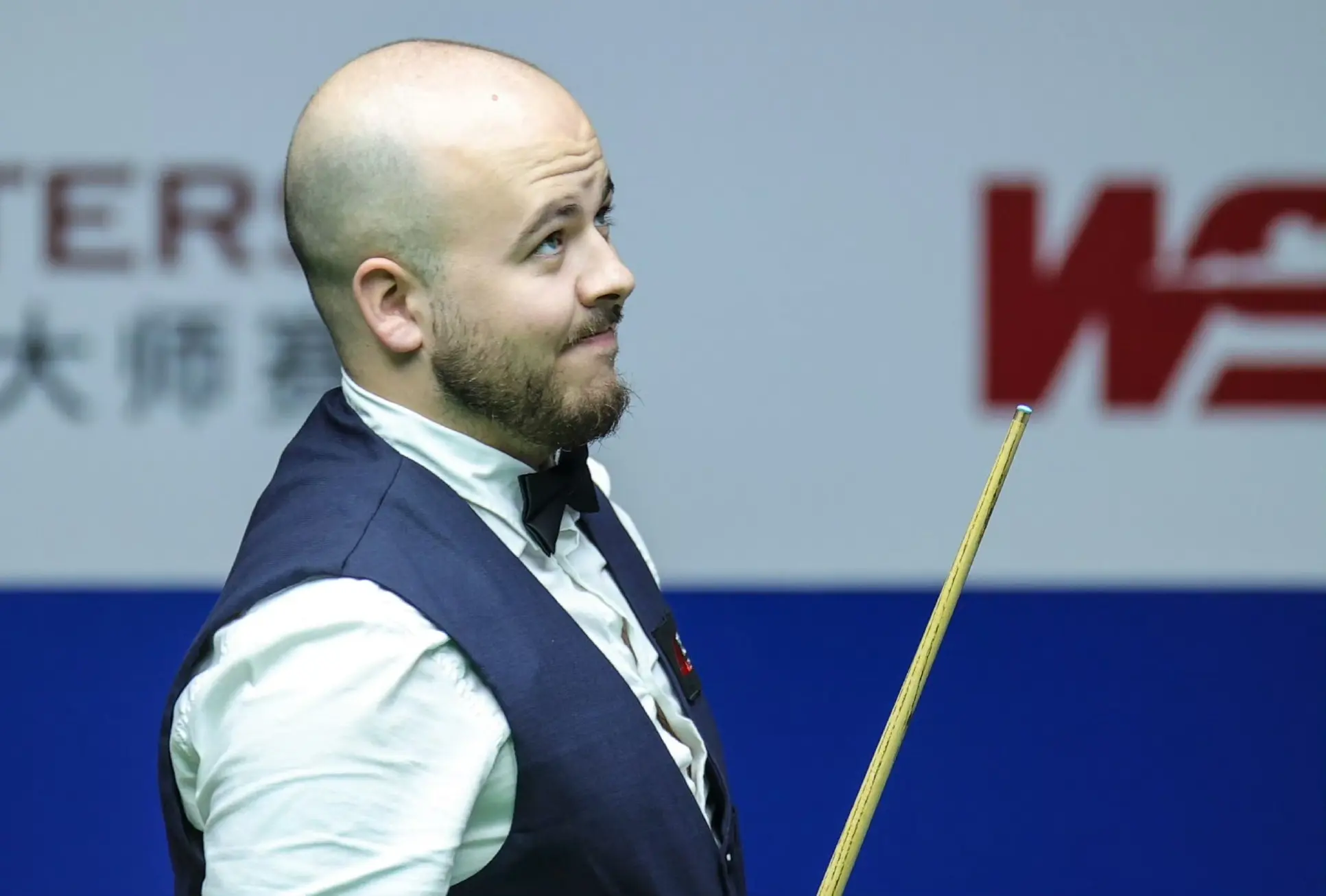 据体育编辑, 卢卡意外退 据体育编辑, 卢卡意外退