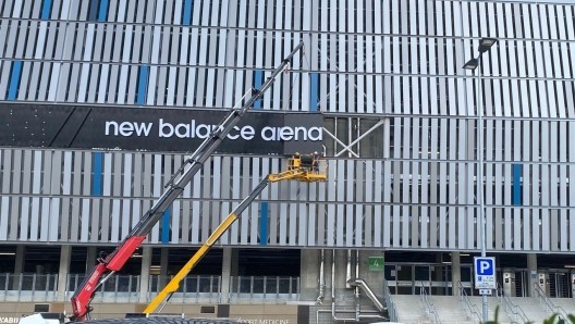 贝加莫球场, 莫球场