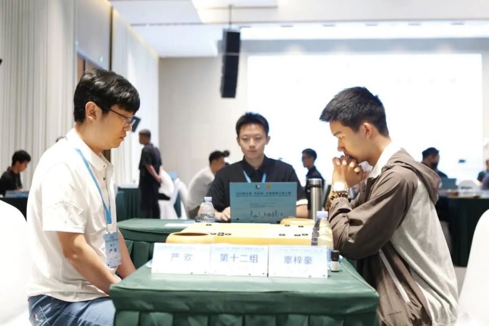 轻松活出, AA, 年大棋士赛 轻松活出, AA, 年大棋士赛