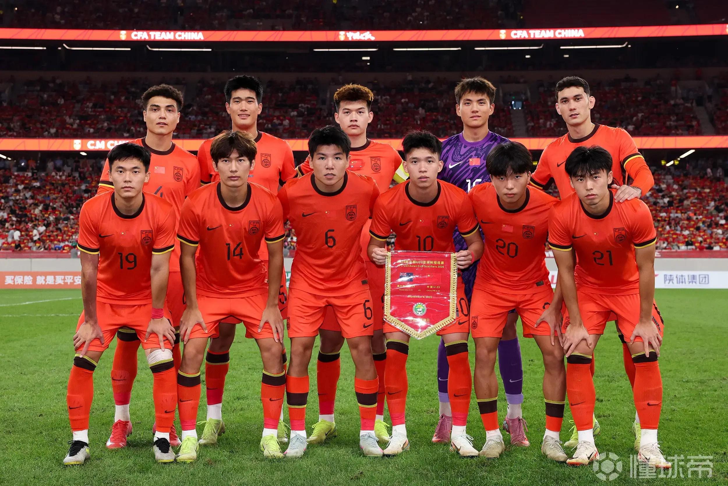 要足协发挥, 伍在明年决