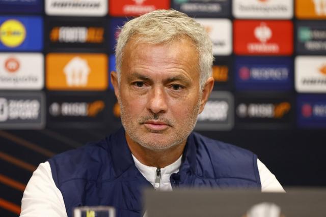 热刺, 球队卡拉巴, 月底因费内