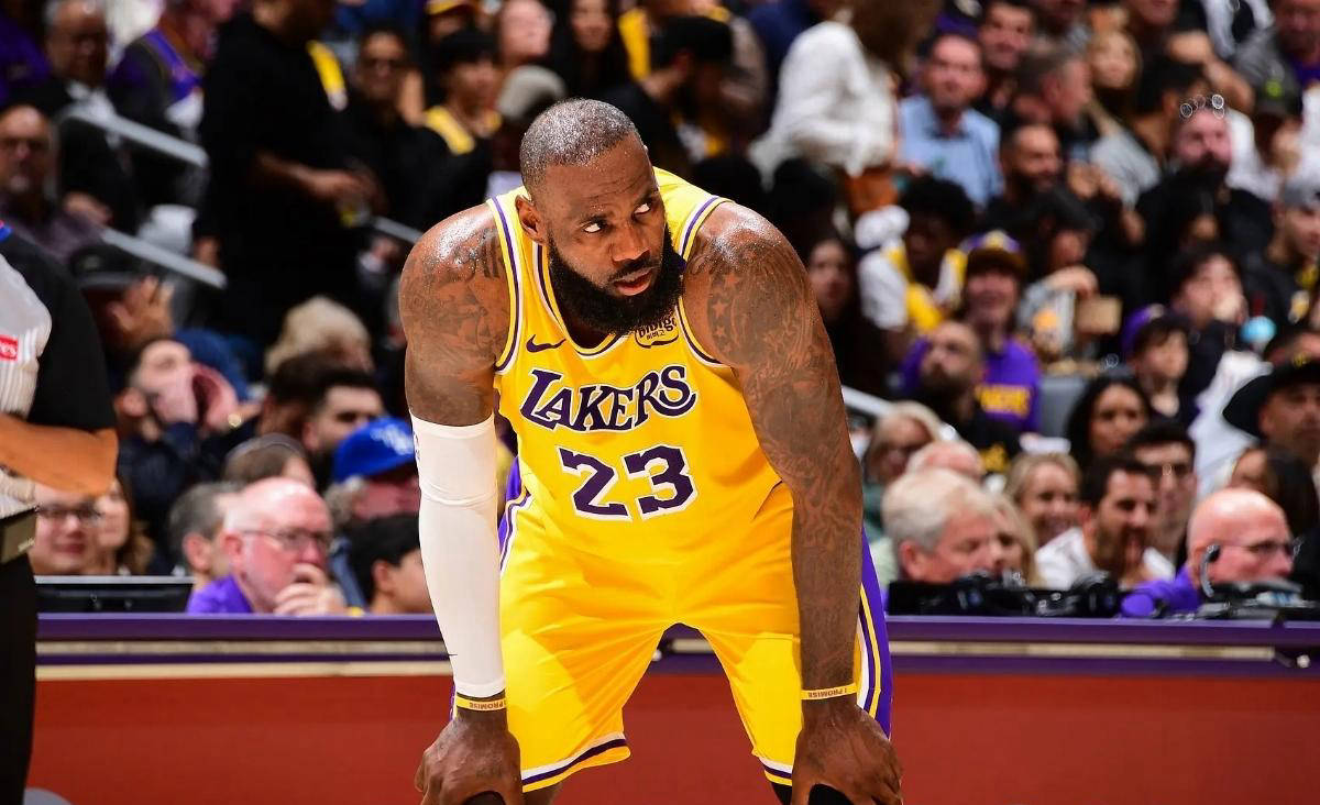 其中, 盖古老的自, div 其中, 盖古老的自, div